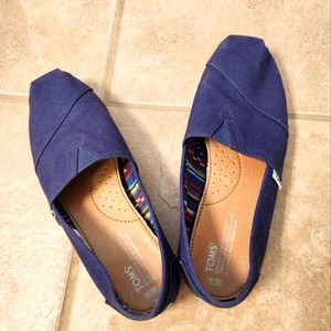 TOMS slip on shoes